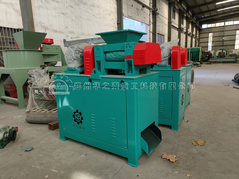 對(duì)輥擠壓造粒機(jī).jpg
